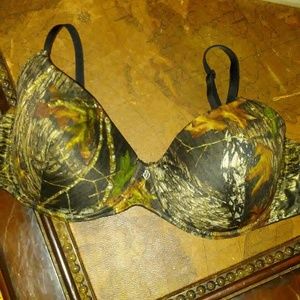 Real tree camo wallet new